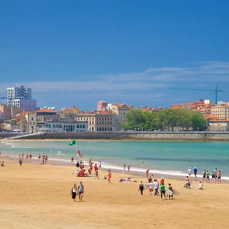 Playa - 3 Hab Matr Garaje Grande Incl - Moderno - Arena23 شقة *